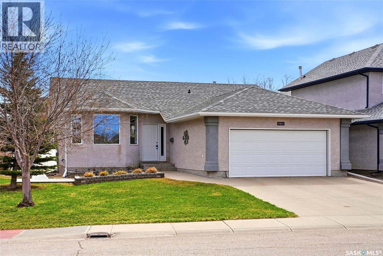 7211 Maple View Crescent, Regina, SK, S4X4S3 photo 2