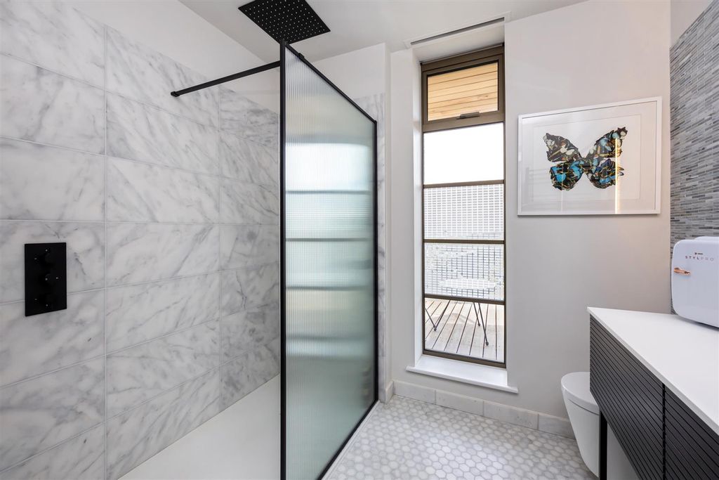Additional image 34 of 4 bed property to rentDyke Road Avenue, Hove BN3