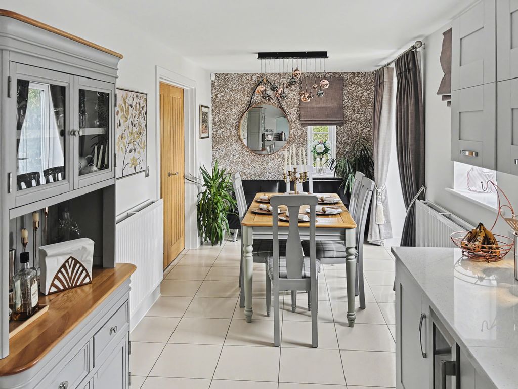 Additional image 6 of 4 bed detached house to rentBlueshot Drive, Clifton-On-Teme, Worcester WR6