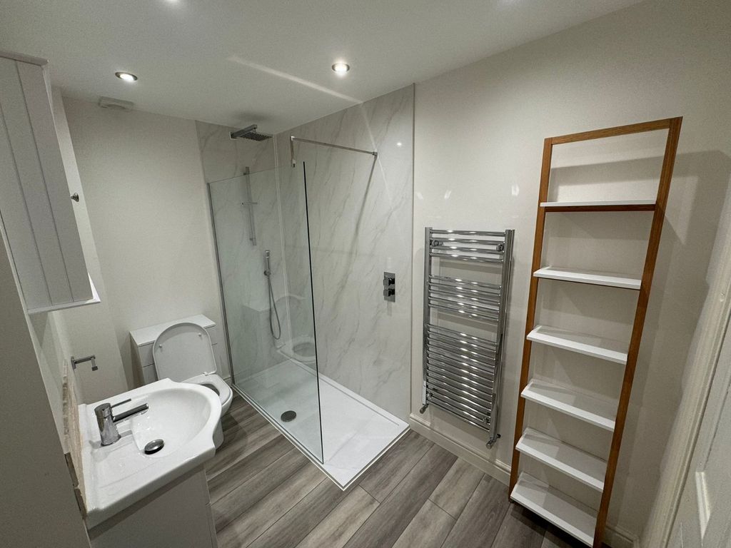 Additional image 6 of 1 bed flat to rentEast View Terrace, Otley, West Yorkshire LS21