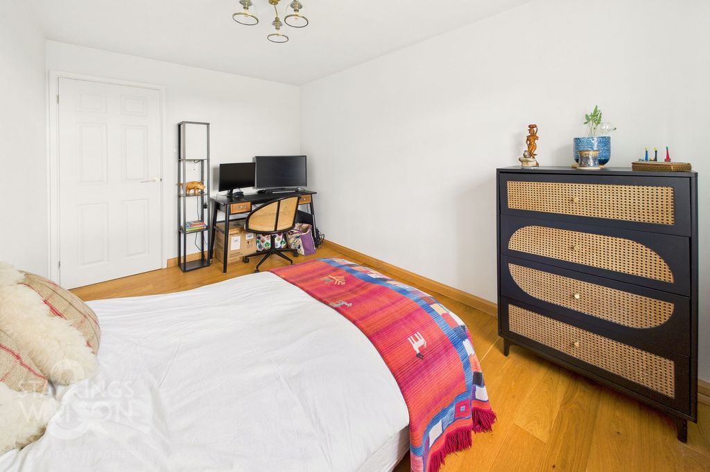 Additional image 12 of 2 bed flat for saleHillcrest Court, Ipswich Road, Pulham Market, Diss IP21