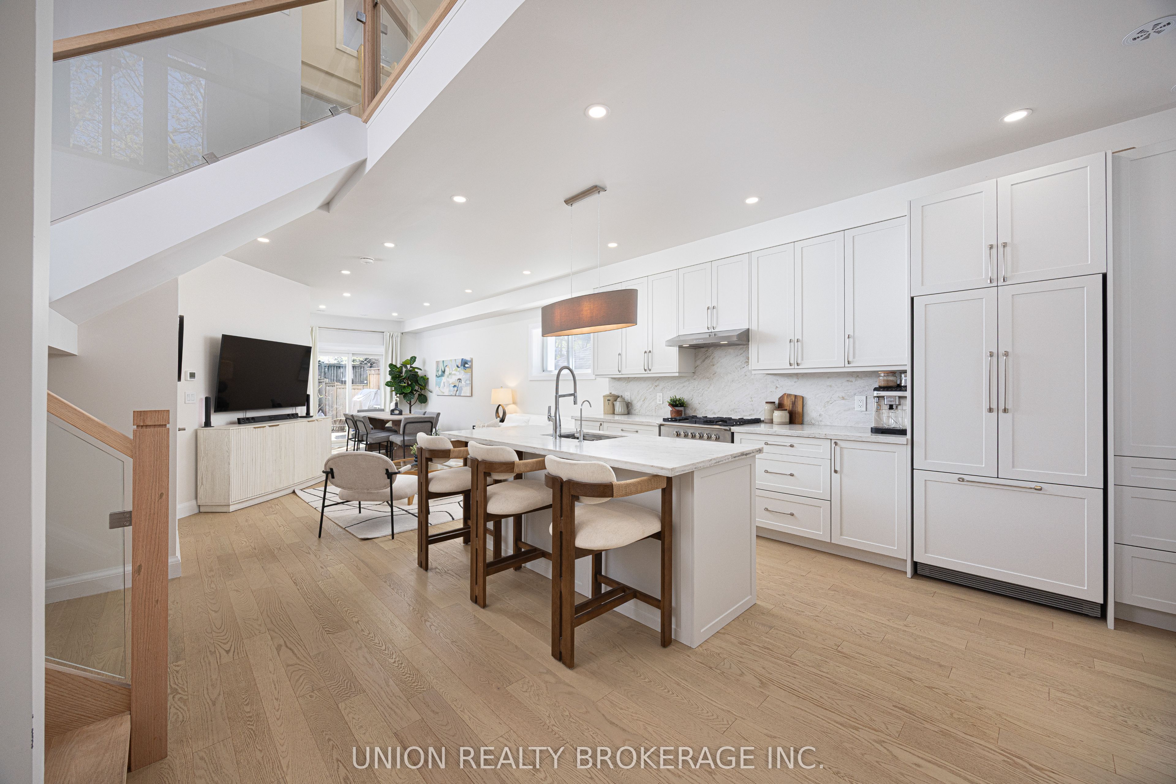 273 Lee Avenue, Toronto, ON, M4E 2P6 photo 4