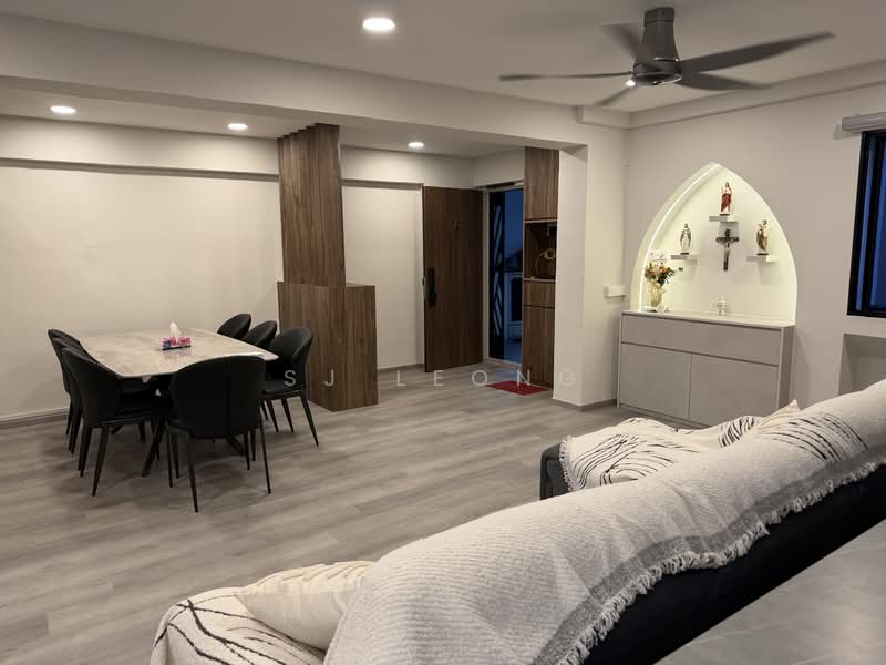 374 Tampines Street 34 photo 5