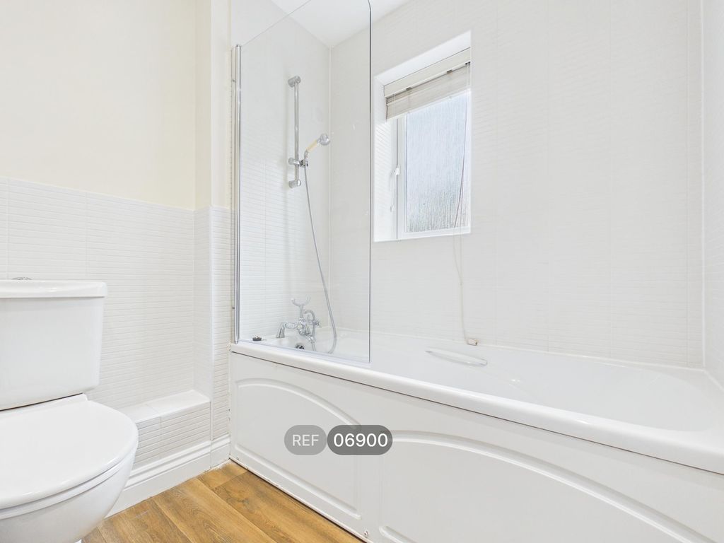 Additional image 19 of 4 bed detached house to rent64, East Of England Way, Peterborough PE2