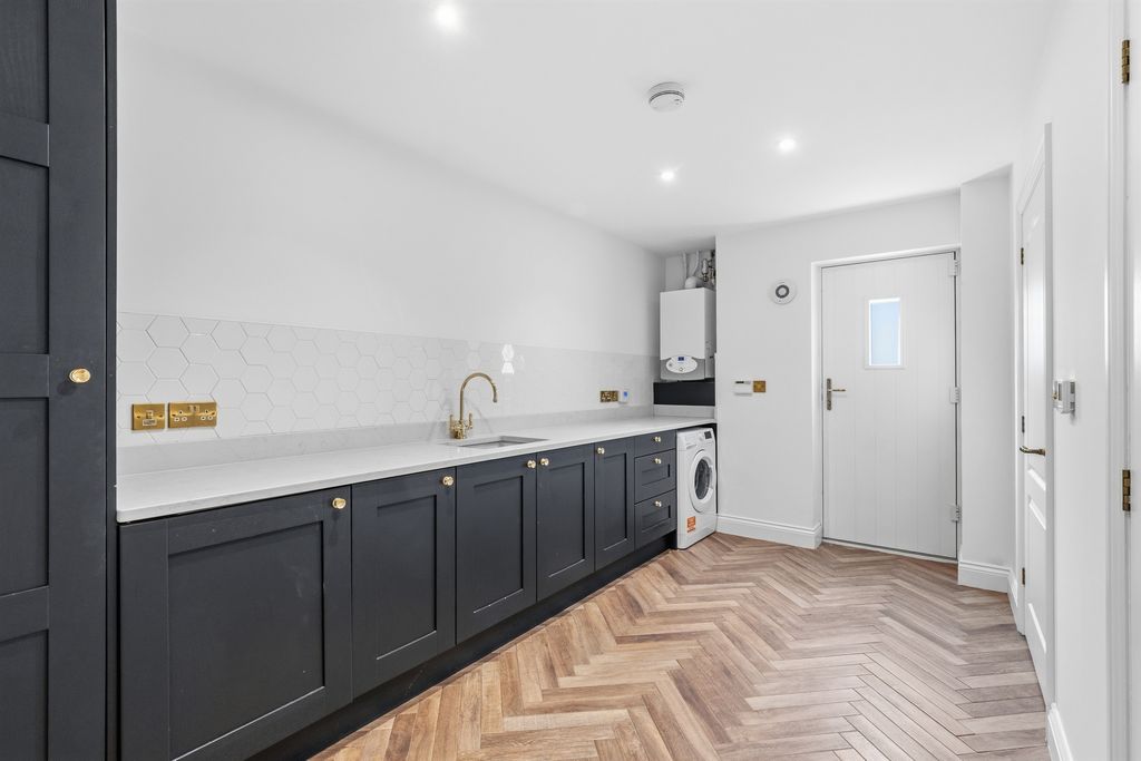Additional image 11 of 5 bed detached house for saleCrown Close, Thorney, Peterborough PE6