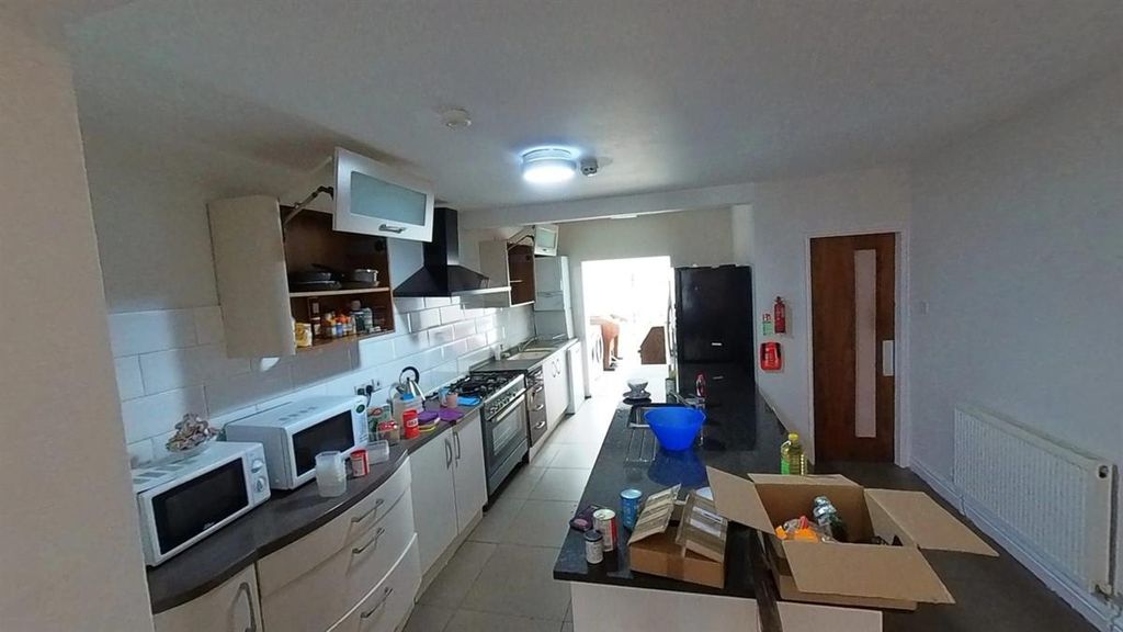 10 bed semi-detached house to rentMauldeth Road, Manchester M20