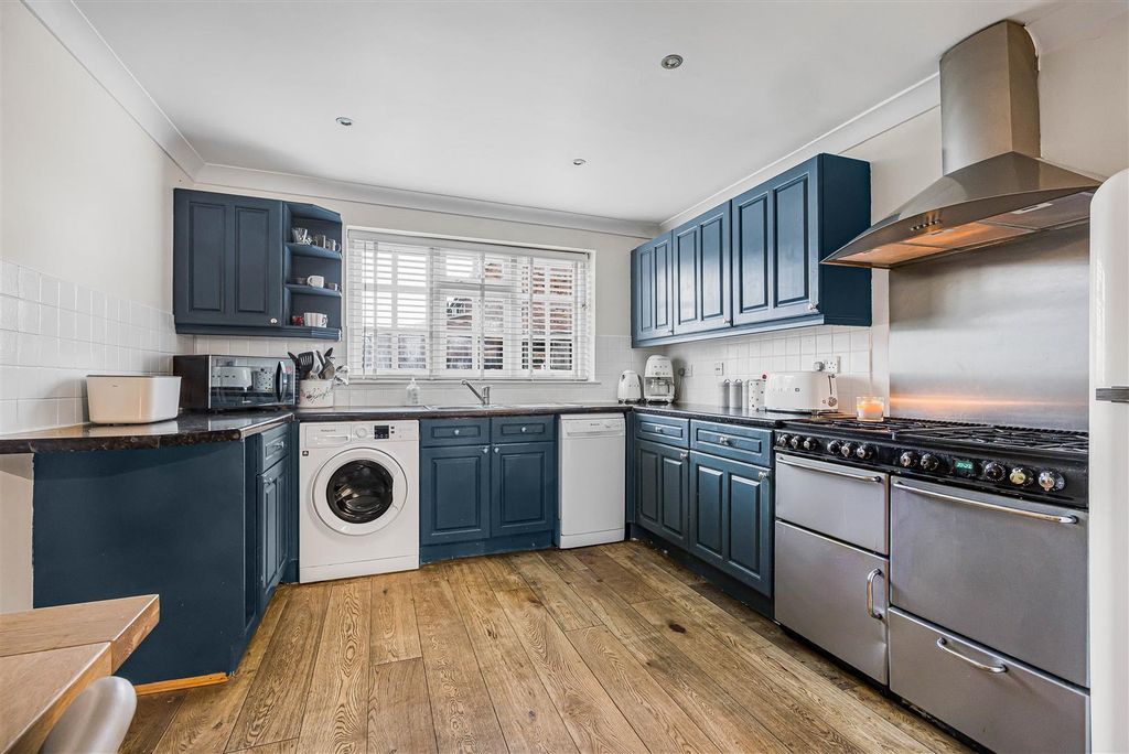 Additional image 4 of 3 bed semi-detached house for saleFawley Road, Reading RG30