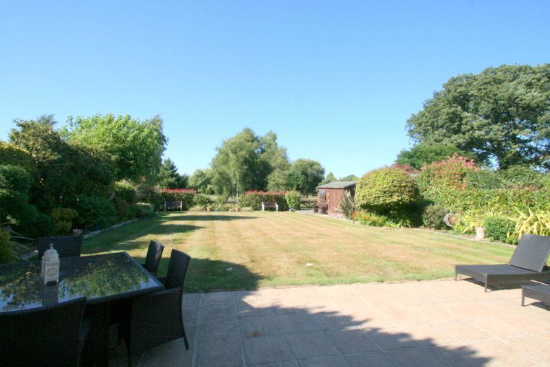 Additional image 3 of 4 bed detached house to rentEast Drive, Angmering, West Sussex BN16