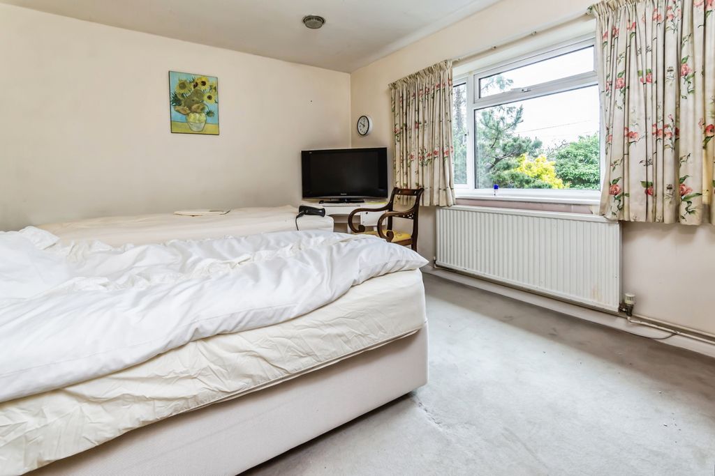 Additional image 10 of 2 bed detached bungalow for saleRickmans Lane, Billingshurst RH14