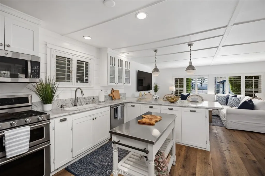 Additional image 20 of 264 Mayflower Dr, Newport Beach, CA 92660