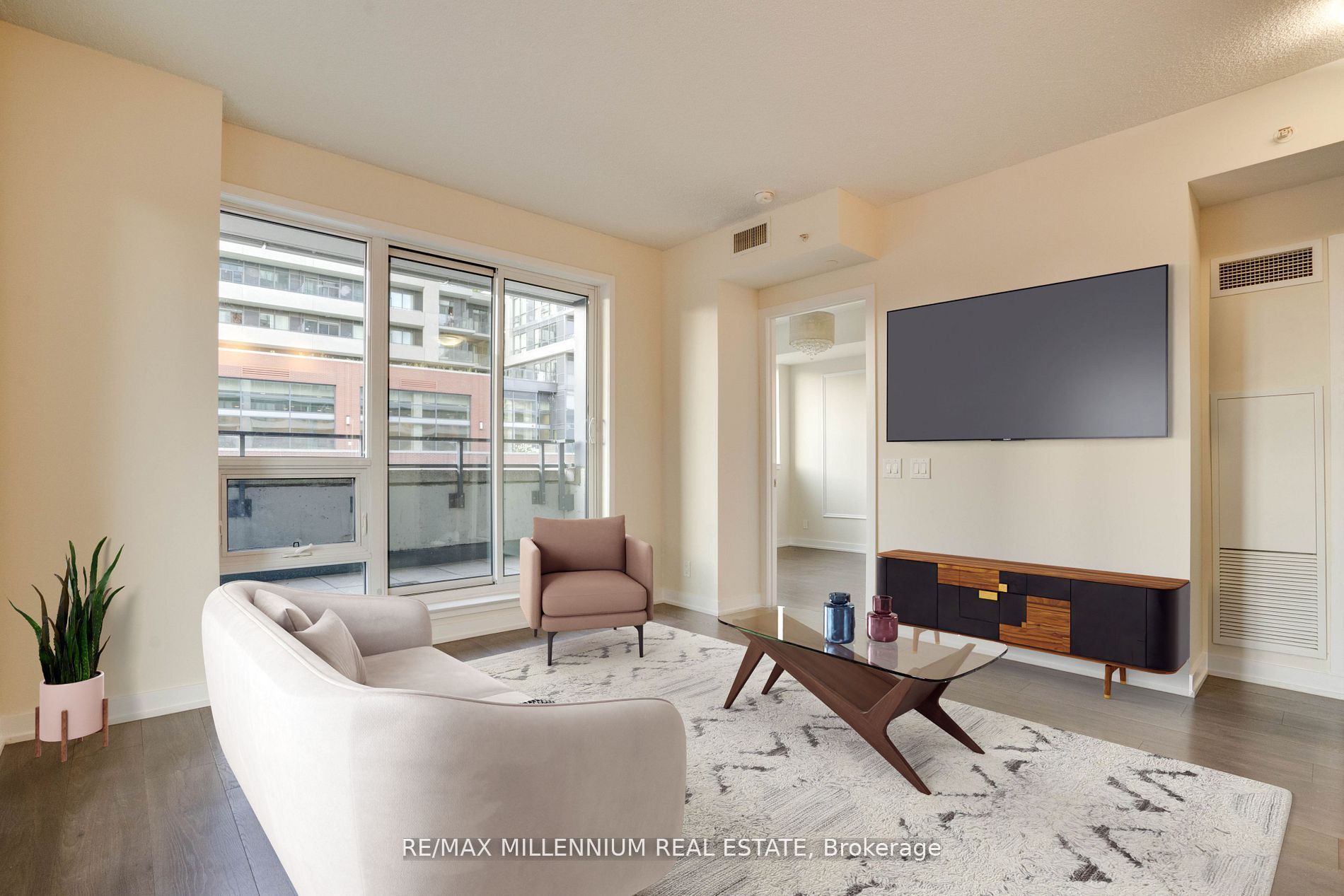 Additional image 5 of 308-2212 Lake Shore Boulevard W, Toronto, ON, M8V 0C2