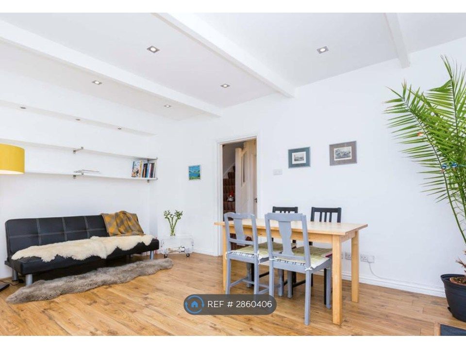 2 bed terraced house to rentNewton Crescent, Rosyth, Dunfermline KY11