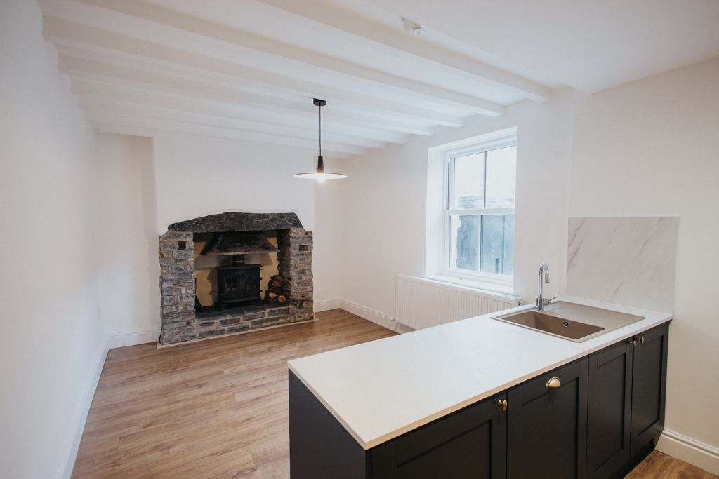 Additional image 3 of 3 bed terraced house to rentPrince Llewelyn Terrace LL25