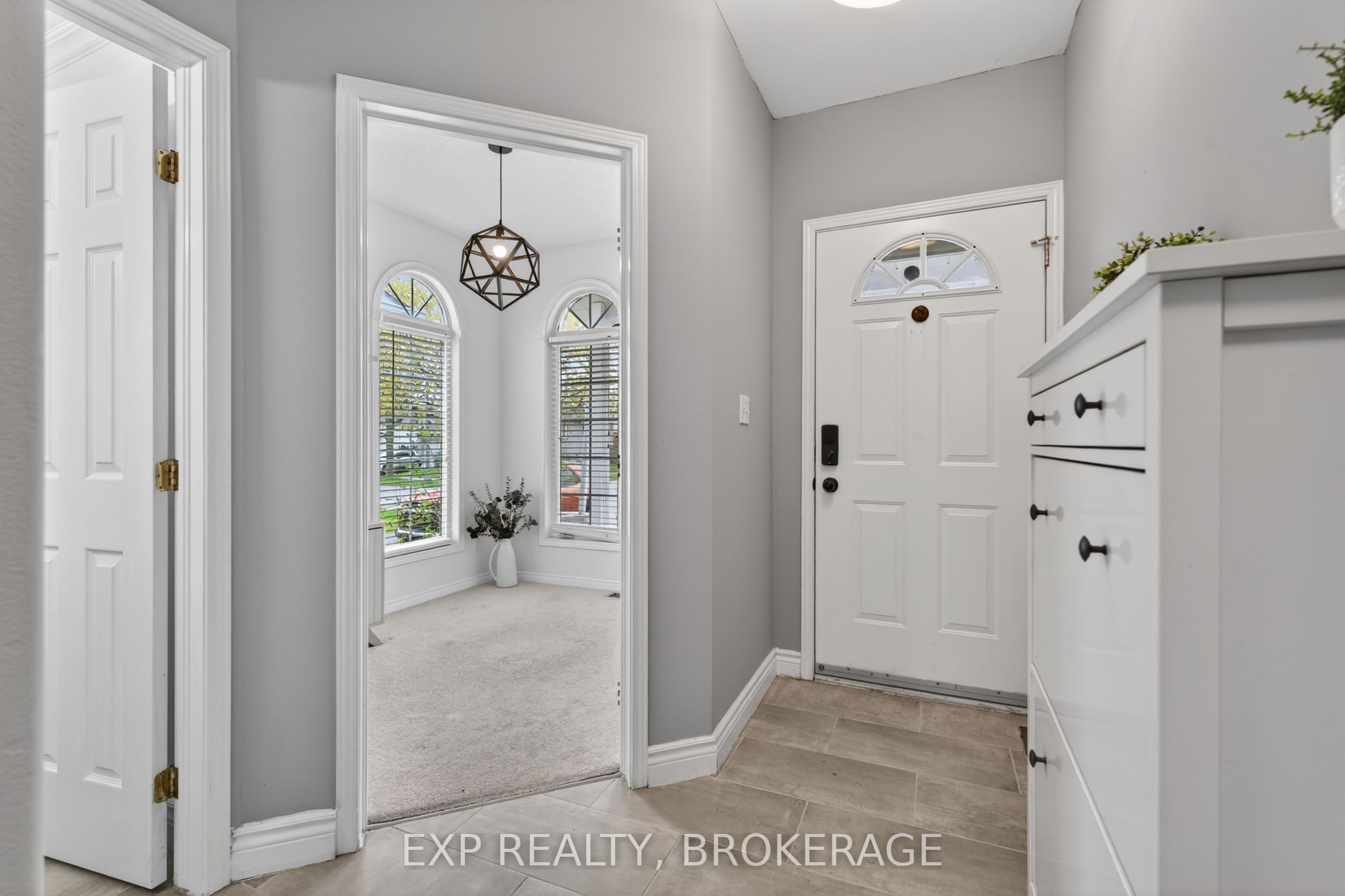 Additional image 3 of 584 Freeman Crescent, Kingston, ON, K7K 7H6