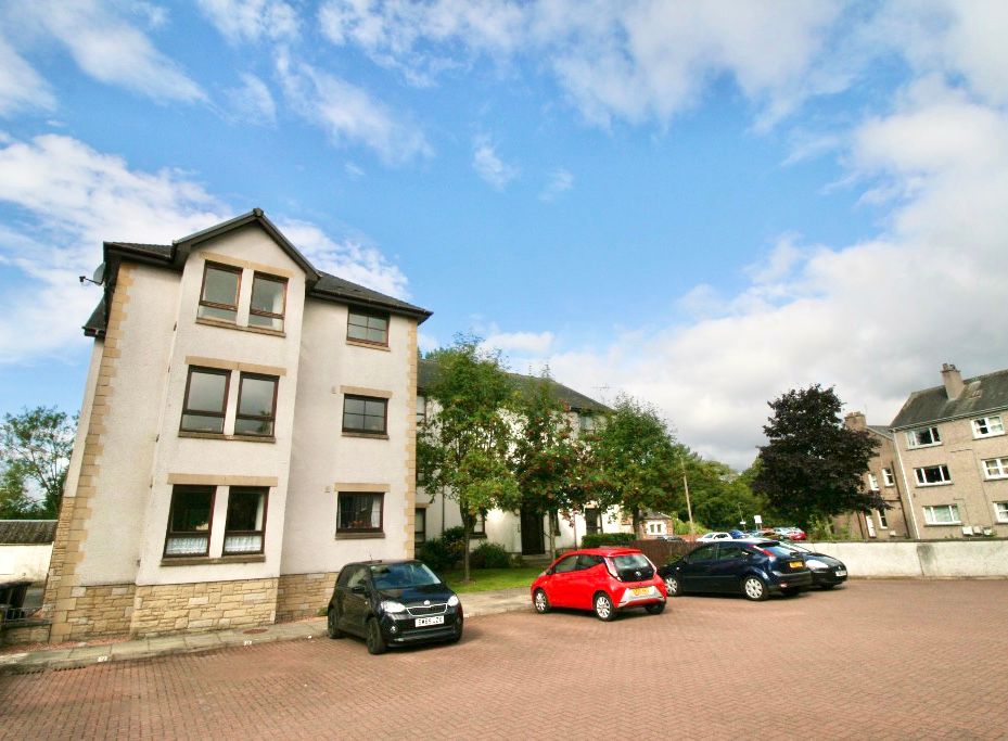 2 bed flat to rentQueens Lane, Bridge Of Allan, Stirling FK9
