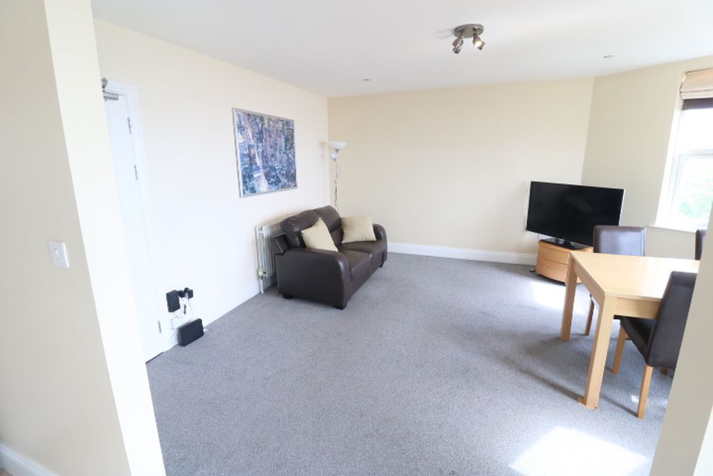 Additional image 9 of 2 bed flat to rentEmpire Terrace, Douglas IM2
