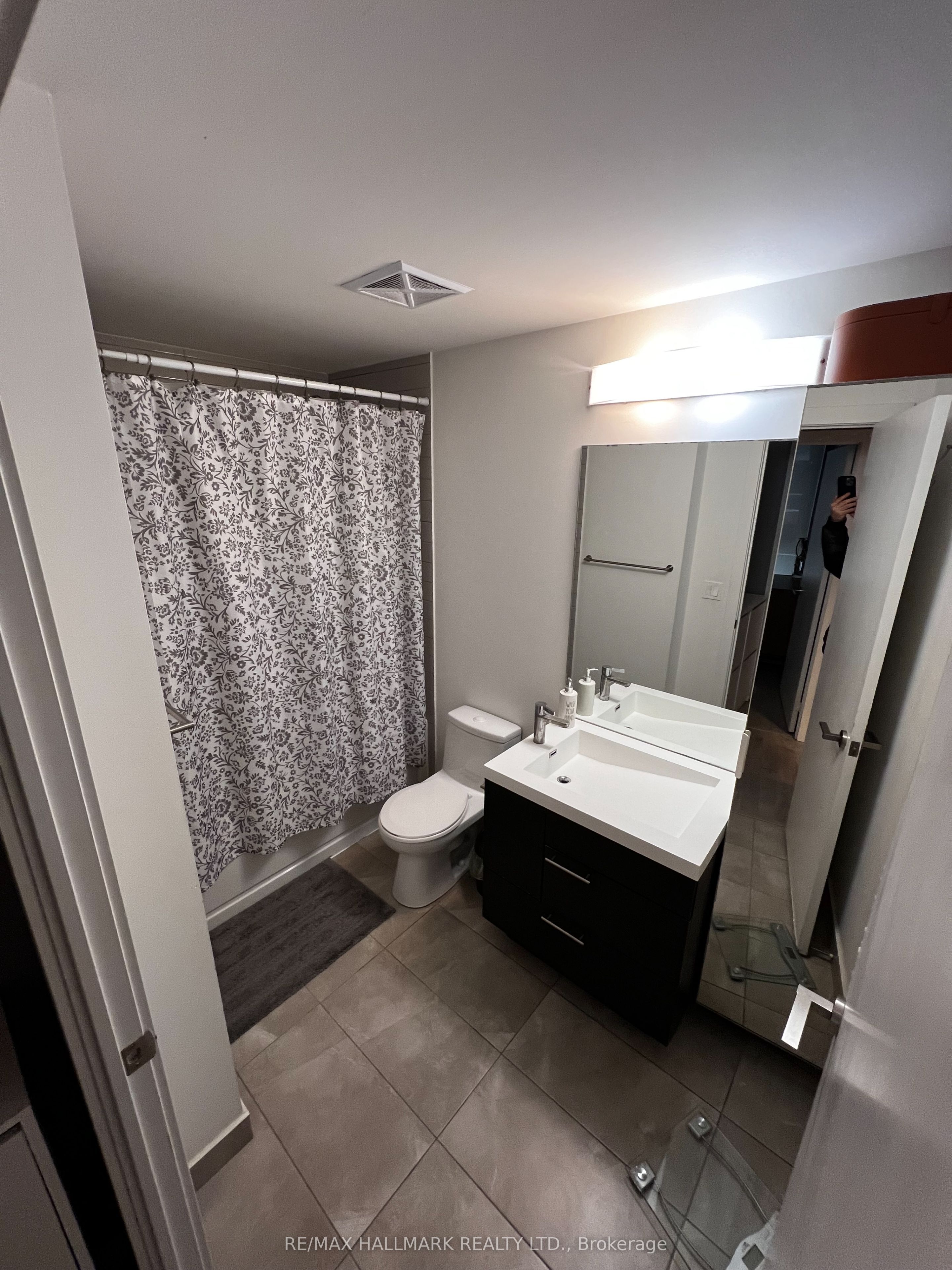 Additional image 6 of 316-30 Nelson Street, Toronto, ON, M5V 0H5