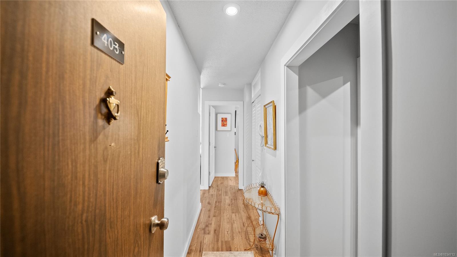 Additional image 6 of 403-3170 Irma Street, Victoria, BC, V9A 1S8