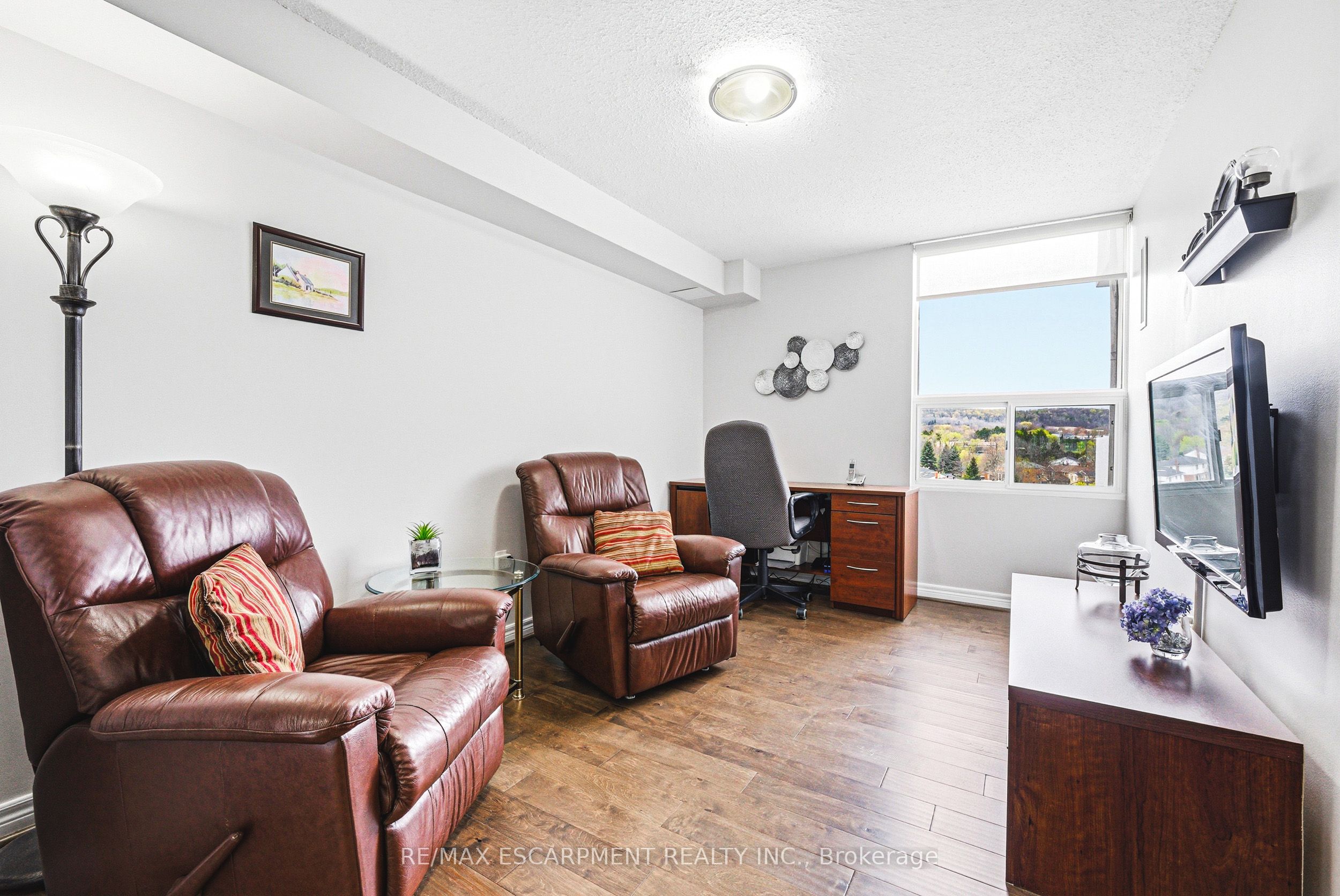 Additional image 3 of 901-2055 Upper Middle Road, Burlington, ON, L7P 3P4
