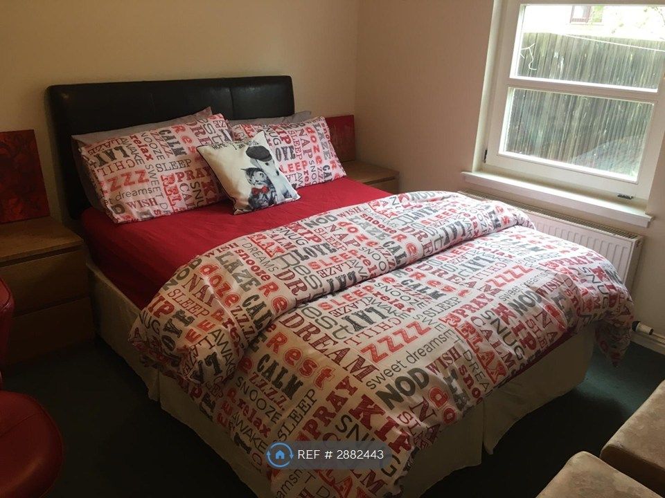 Additional image 10 of 5 bed semi-detached house to rentLarch St, Dundee DD1