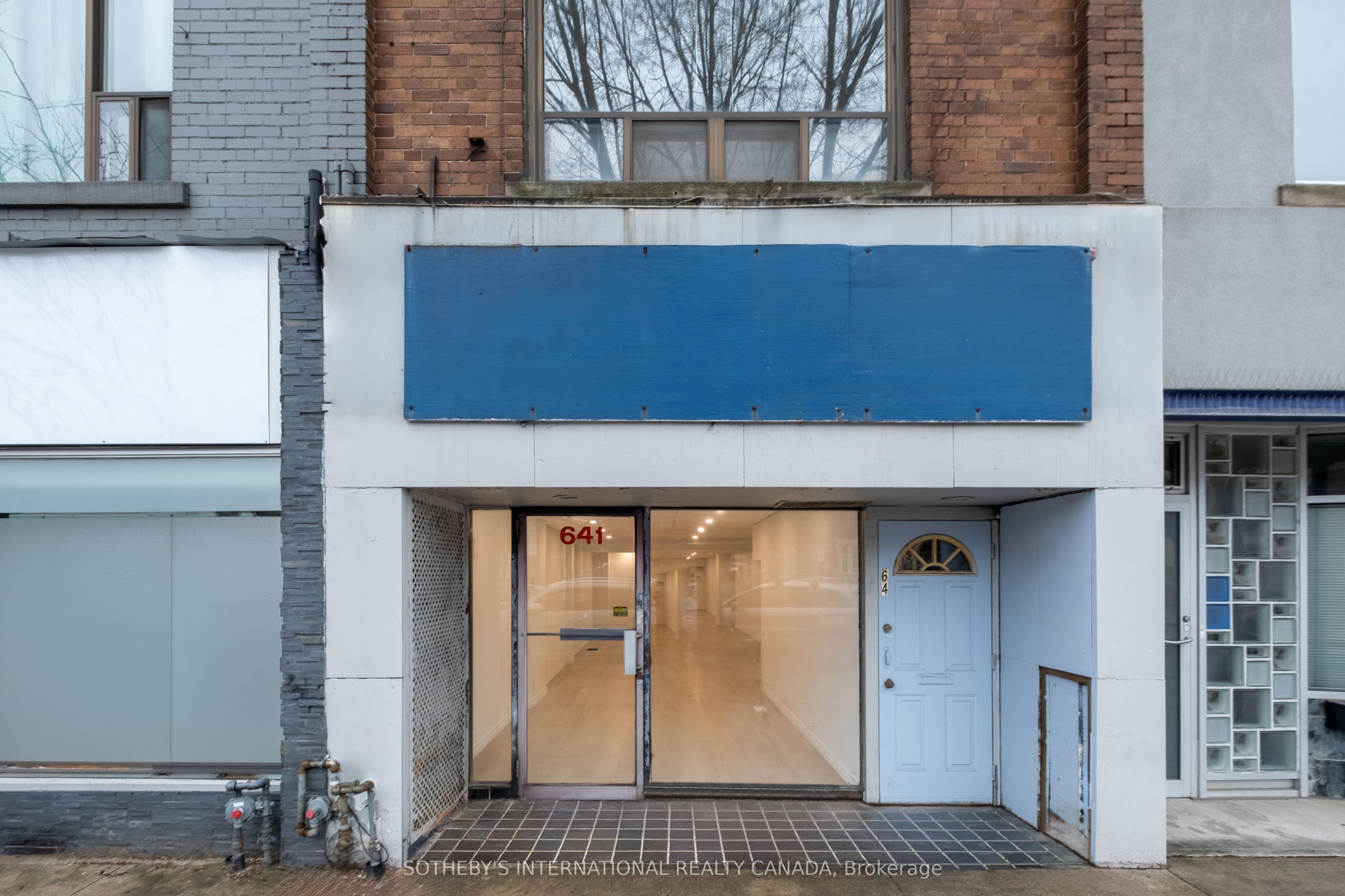 641 St Clair Avenue W, Toronto, ON, M6C 1A7