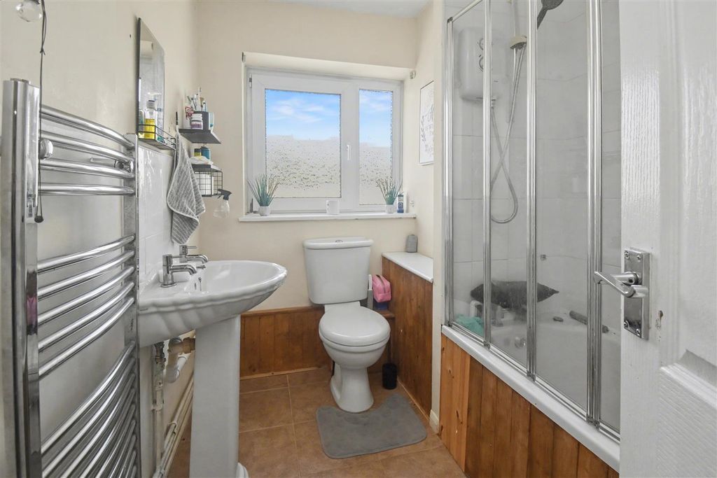 Additional image 7 of 2 bed flat to rentArgyll Street, Corby NN17