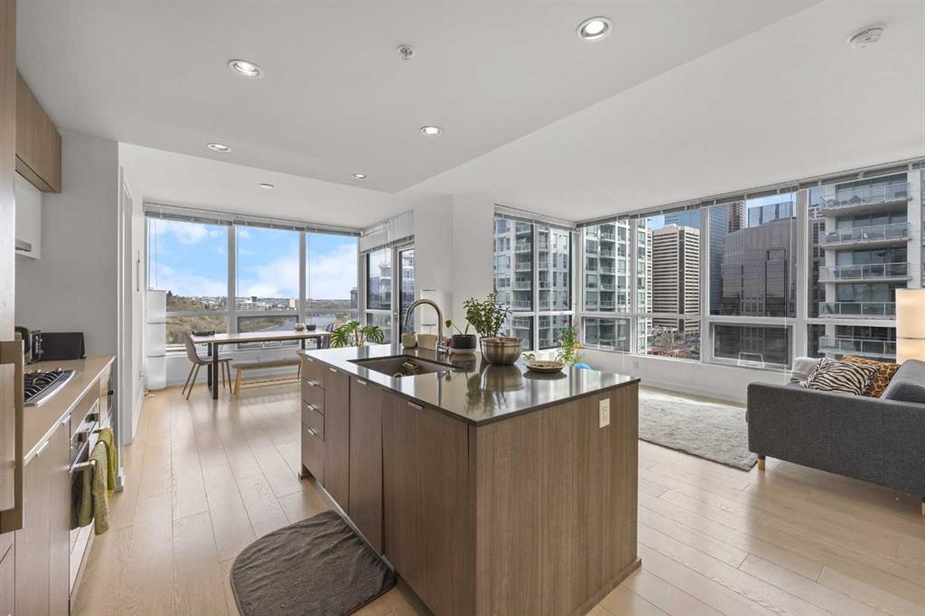 Additional image 2 of 1408-128 2 Street SW, Calgary, AB, T2P 0S7