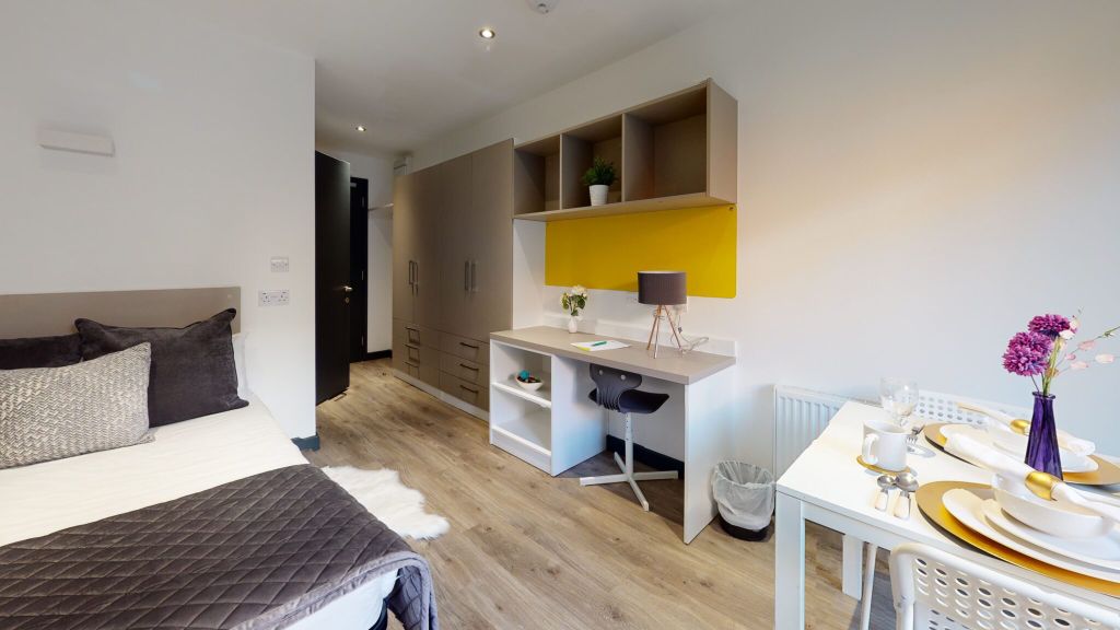 Studio to rentDumfries Street, Luton LU1 photo 5