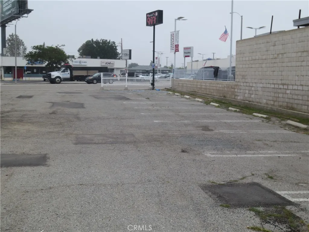 Additional image 13 of 1716 W Redondo Beach Blvd, Gardena, CA 90247