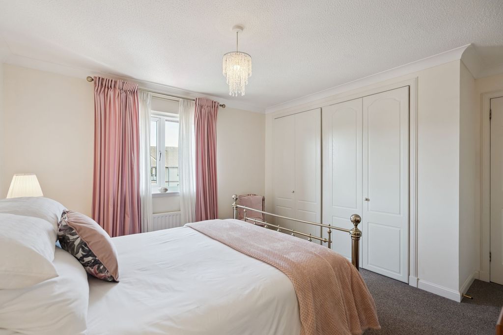 Additional image 8 of 2 bed flat for saleAnnfield Gardens, Stirling FK8