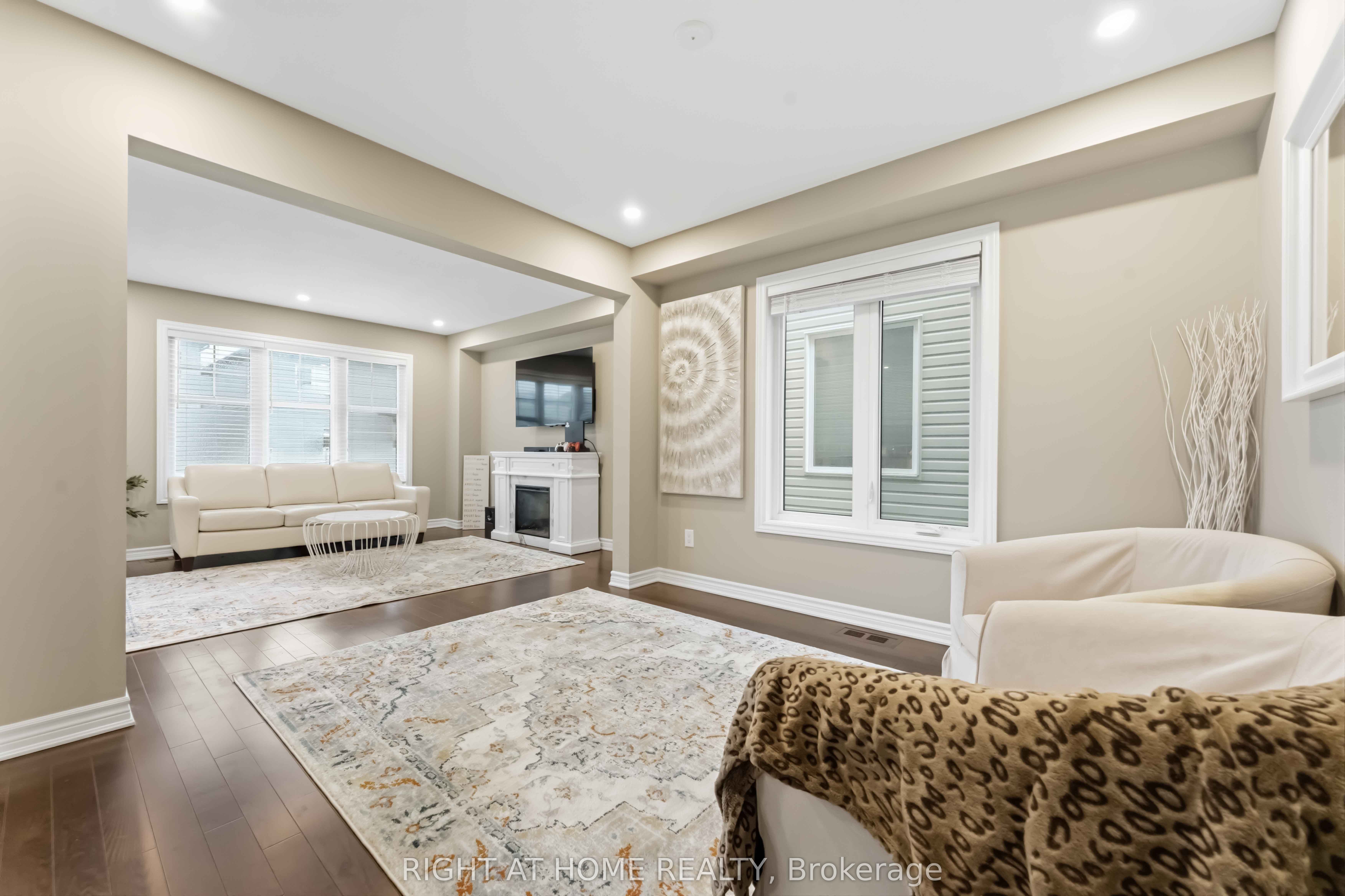 Additional image 4 of 1001 Rue Du Manege Street, Ottawa, ON, K2S 0Y7