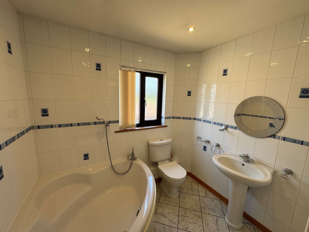 Additional image 10 of 4 bed detached house to rentRoughlands, Lakenheath, Brandon IP27