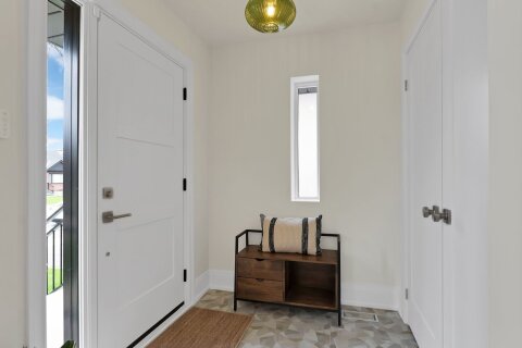 Additional image 8 of 23 Lloyd Manor Road, Toronto, ON, M9B 5H5
