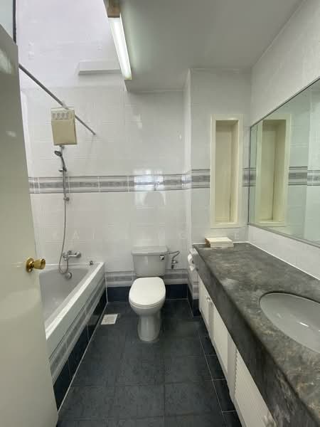 55 Siglap Road photo 3