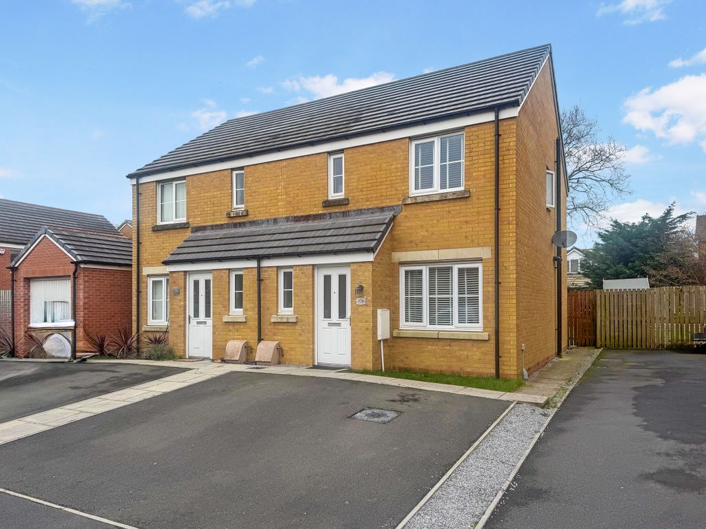 3 bed semi-detached house for saleMaes Y Glo, Llanelli SA14