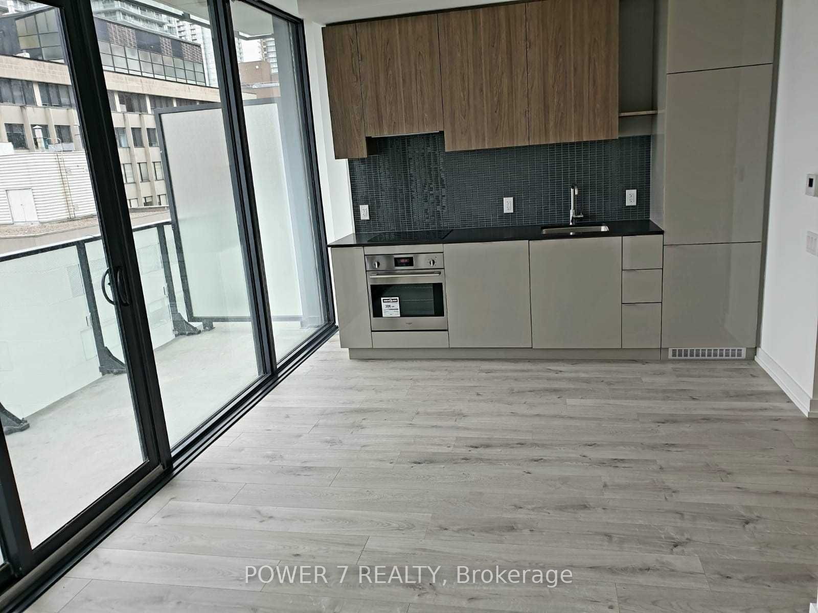 Additional image 4 of 911-161 Roehampton Avenue, Toronto, ON, M4P 0C8