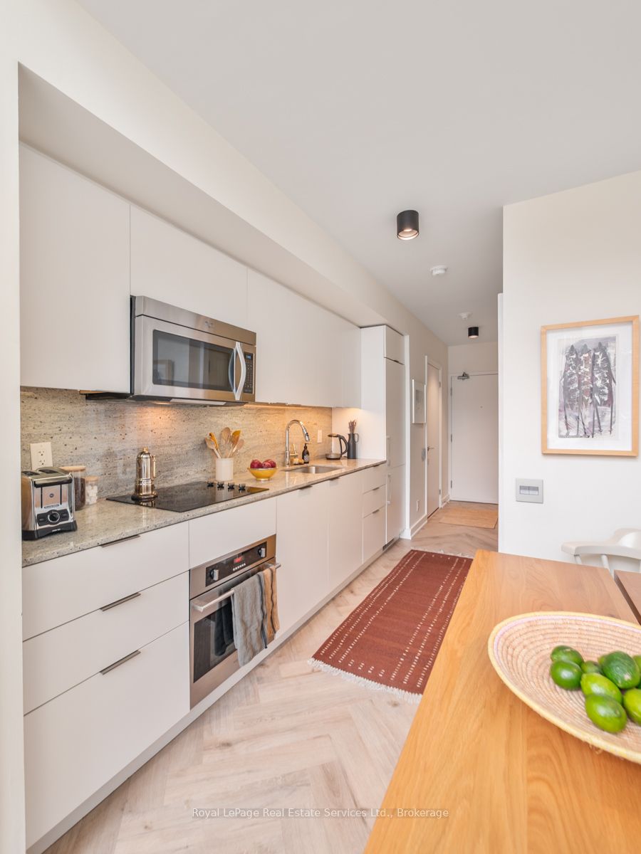 Additional image 6 of 729-5 Hanna Avenue, Toronto, ON, M6K 0B3