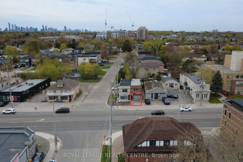 Additional image 8 of 745 Lakeshore Road E, Mississauga, ON, L5E 1C6