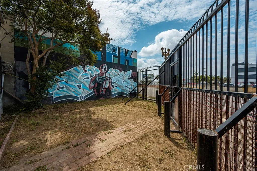 Additional image 35 of 4901 Telegraph Road, Los Angeles, CA 90022