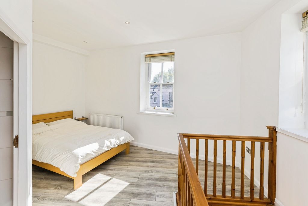 Additional image 9 of 1 bed flat for saleTuttle Street, Wrexham LL13