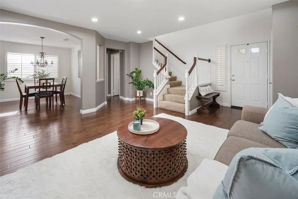 Additional image 3 of 17781 Maplehurst Place, Canyon Country, CA 91387