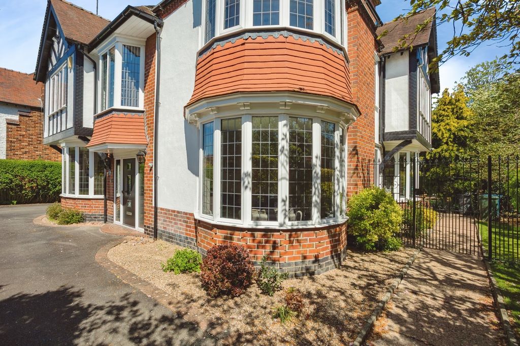 Additional image 3 of 5 bed detached house for saleDovedale Road, West Bridgford, Nottingham, Nottinghamshire NG2