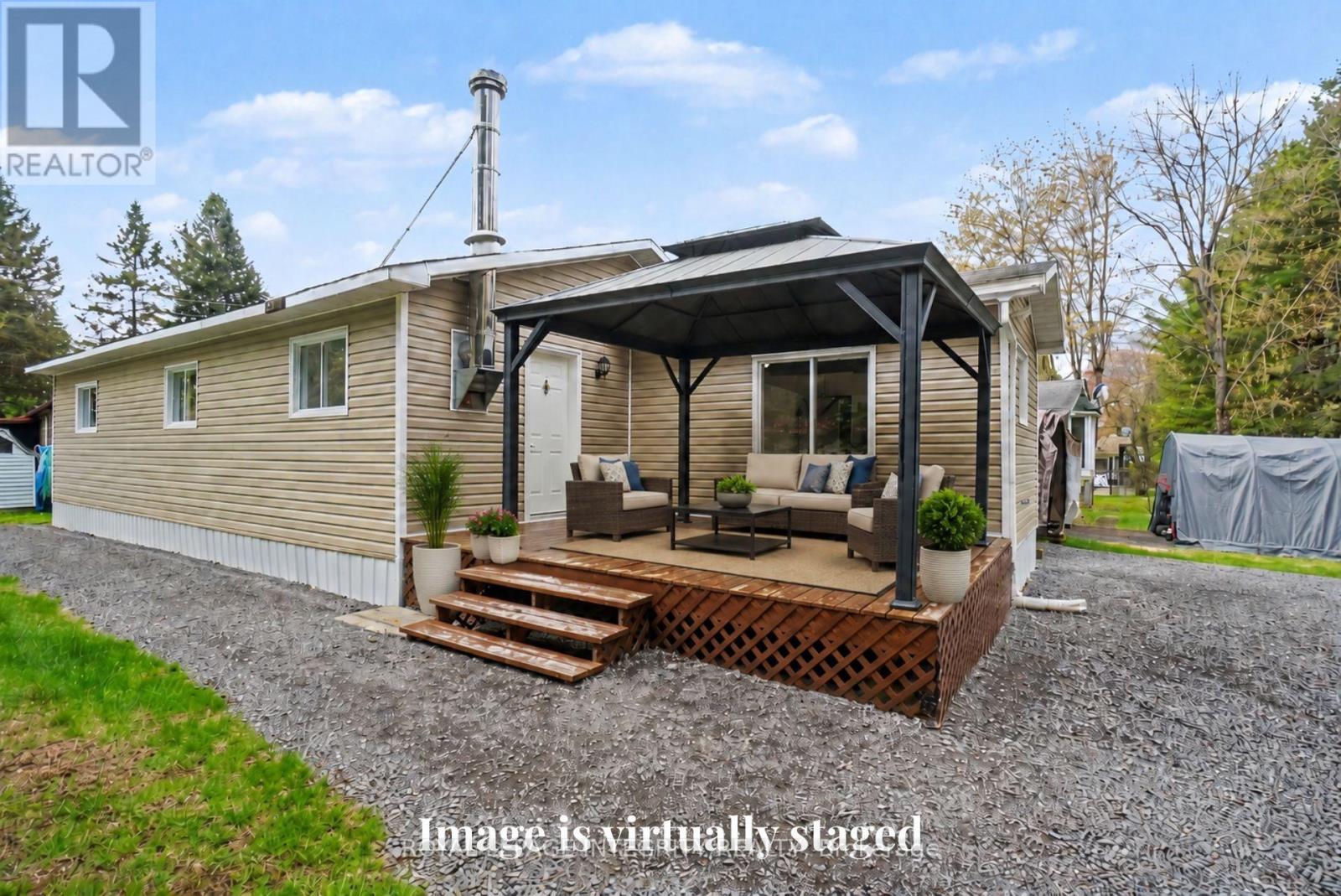 9 - 1210 ST FELIX ROAD