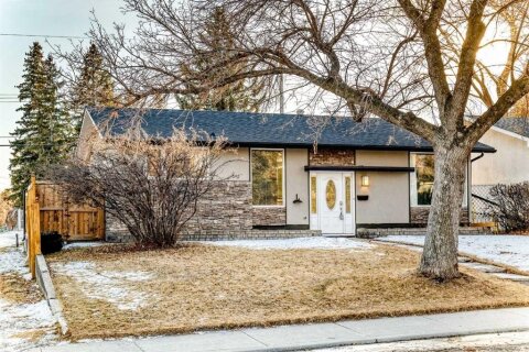 Additional image 8 of 2831 63 Avenue SW, Calgary, AB, T3E5J6