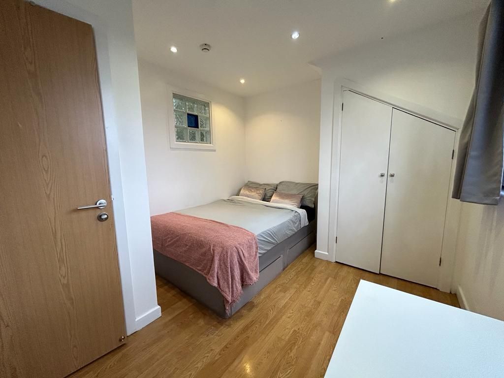 Additional image 8 of 1 bed flat to rentGordon Road, Cardiff CF24