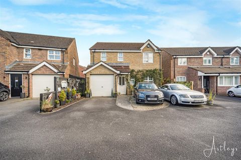 Herbert Thomas Way, Parc Brynheulog, Birchgrove, Swansea SA7