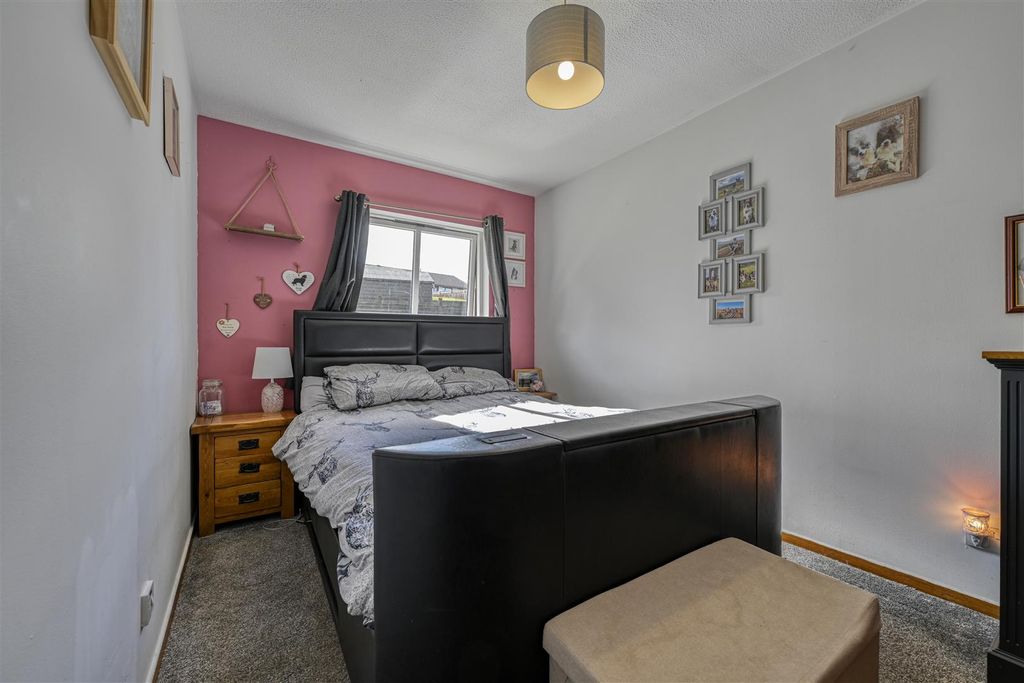 Additional image 5 of 2 bed flat for saleTowerhill Crescent, Inverness IV2