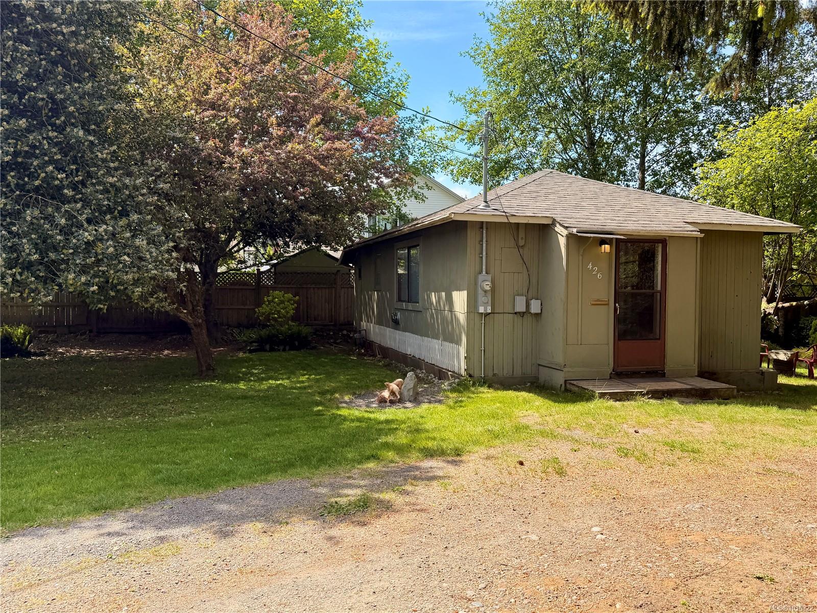 426 Erickson Road, Campbell River, BC, V9W 1S7