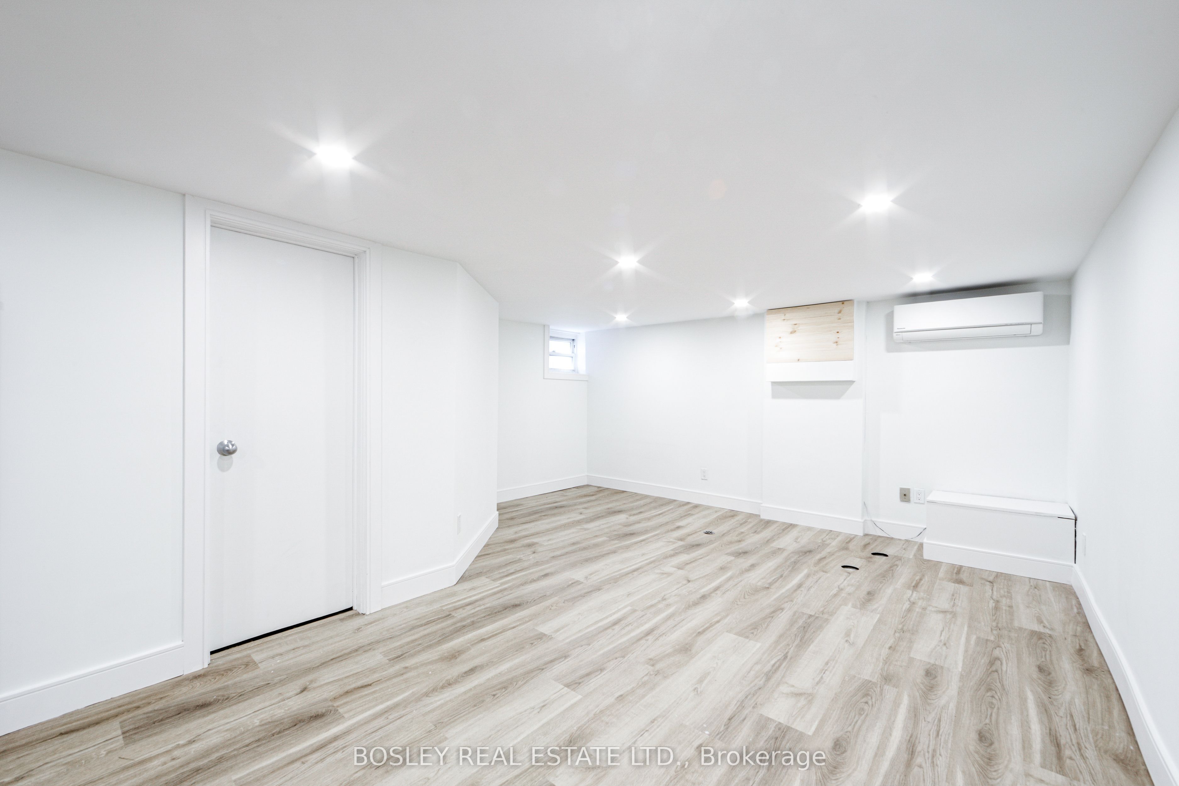 LOWER-13 Ravina Crescent, Toronto, ON, M4J 3L9 photo 4
