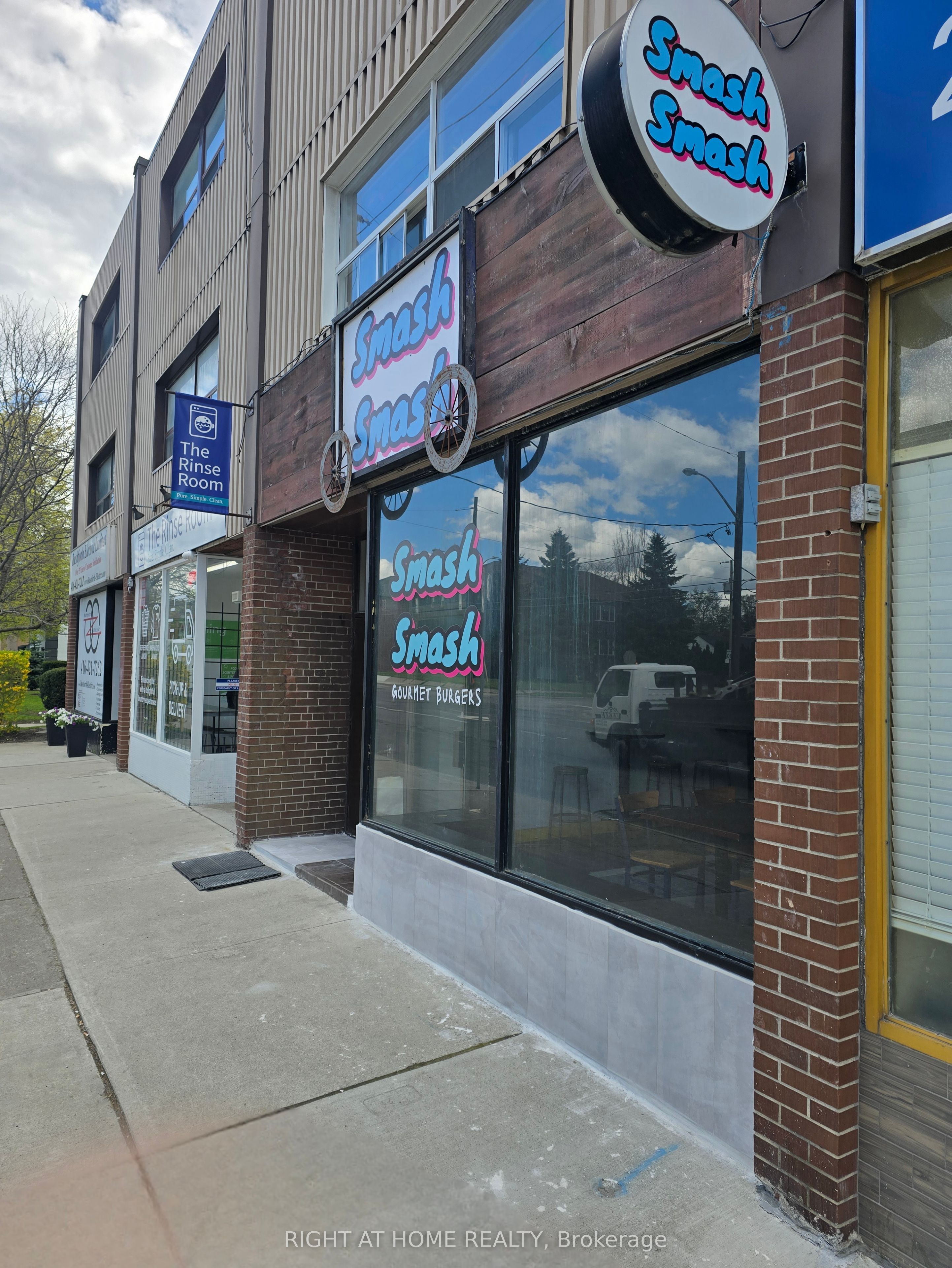 Additional image 2 of C-2889 St Clair Avenue E, Toronto, ON, M4B 1N5